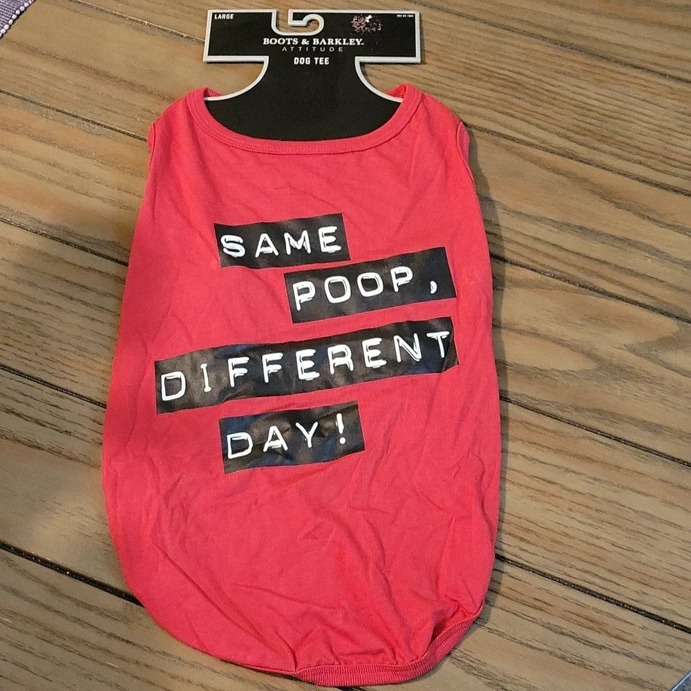 NWT Dog‎ T-shirt